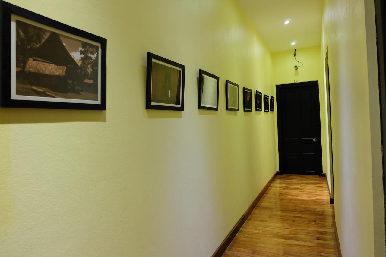 Inthira Thakhek Hotel Bagian luar foto